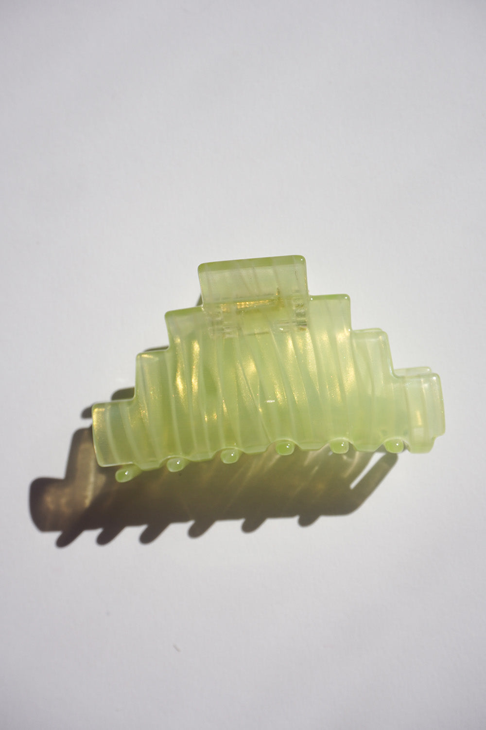 Pyramid Hair-Claw in Green Jelly