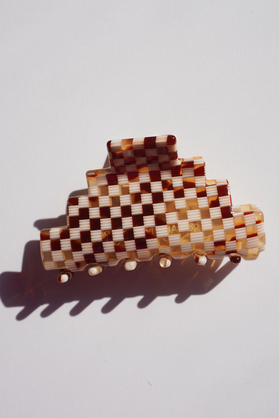 Pyramid Hair-Claw in Ivory Checkerboard
