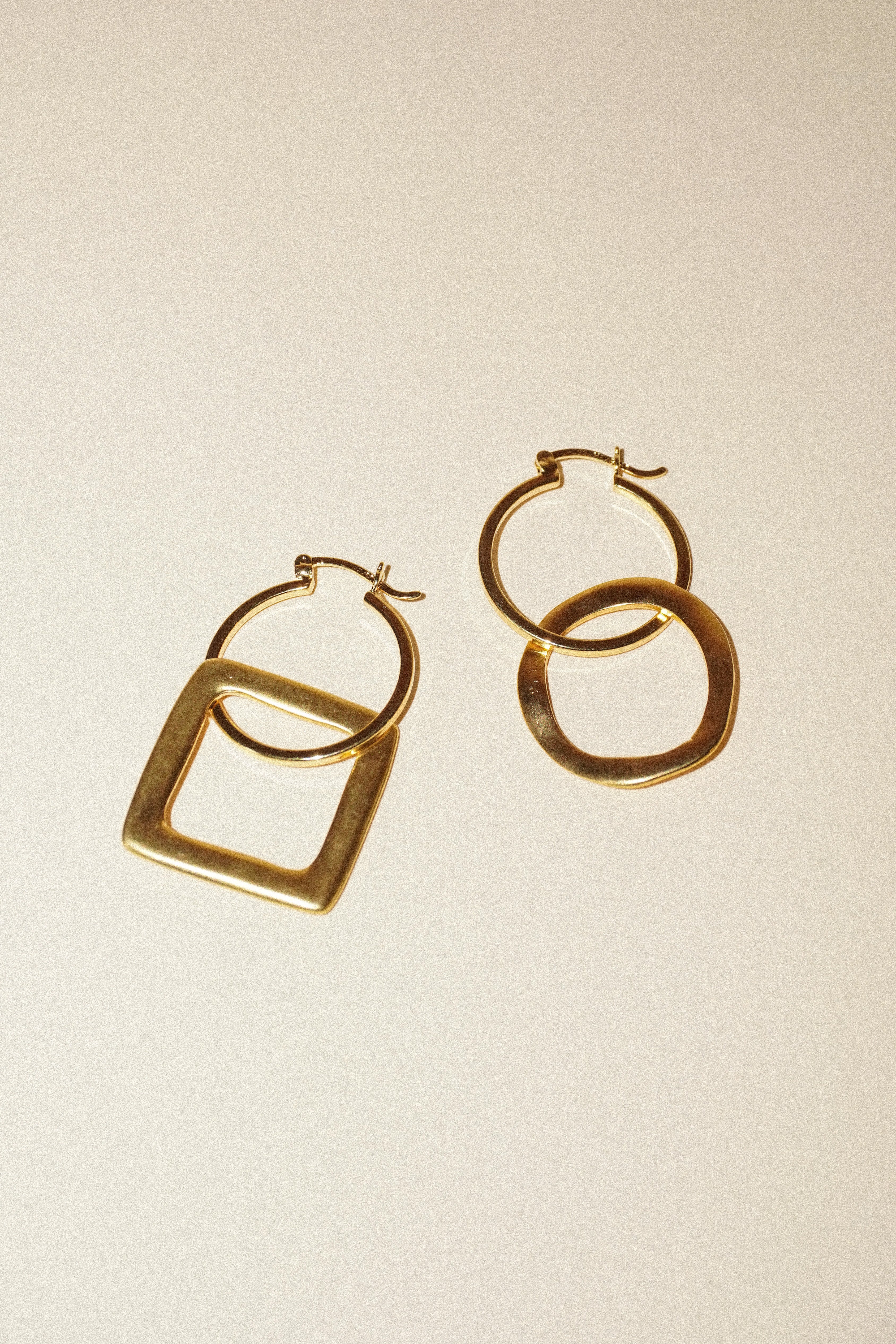 Shape Hoop Earrings