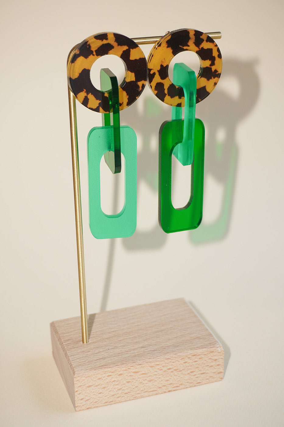 Circle Chain Link Earrings in Safari