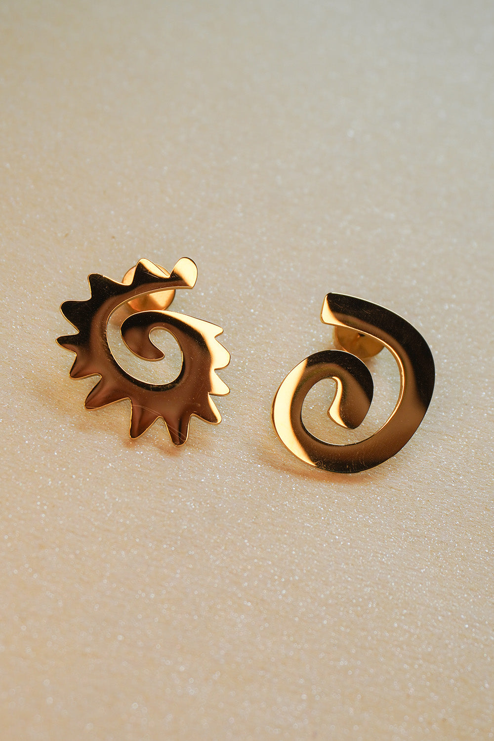 Caracol & Espiral Gold Earrings