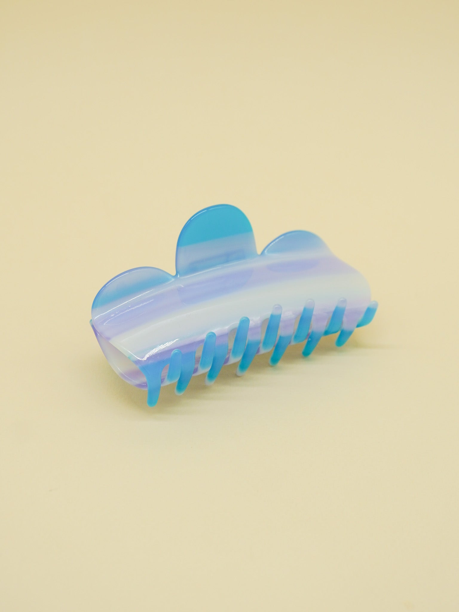 Vase Hair-Claw in Blue Stripes