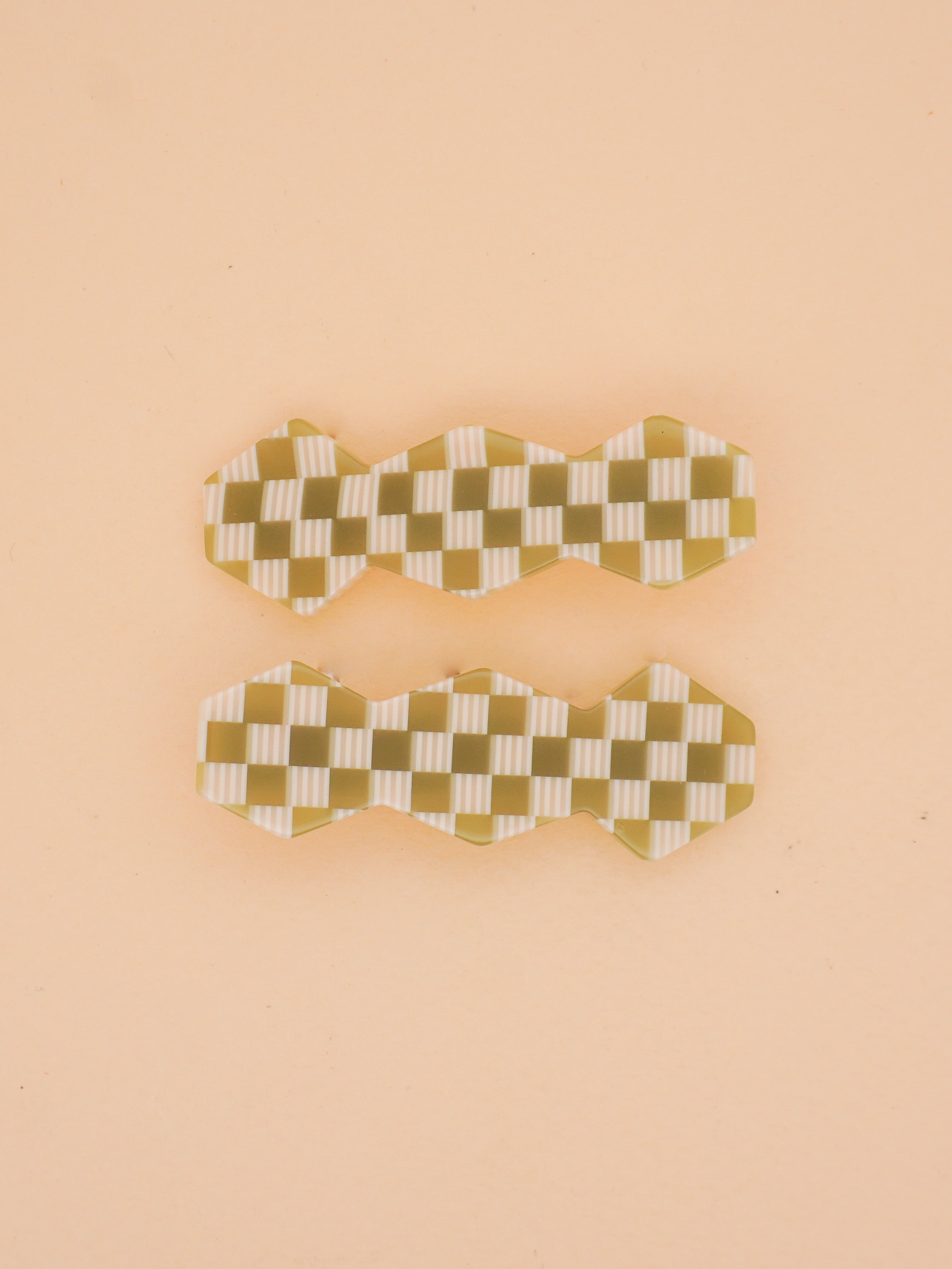 Vase Clips in Green Checkerboard