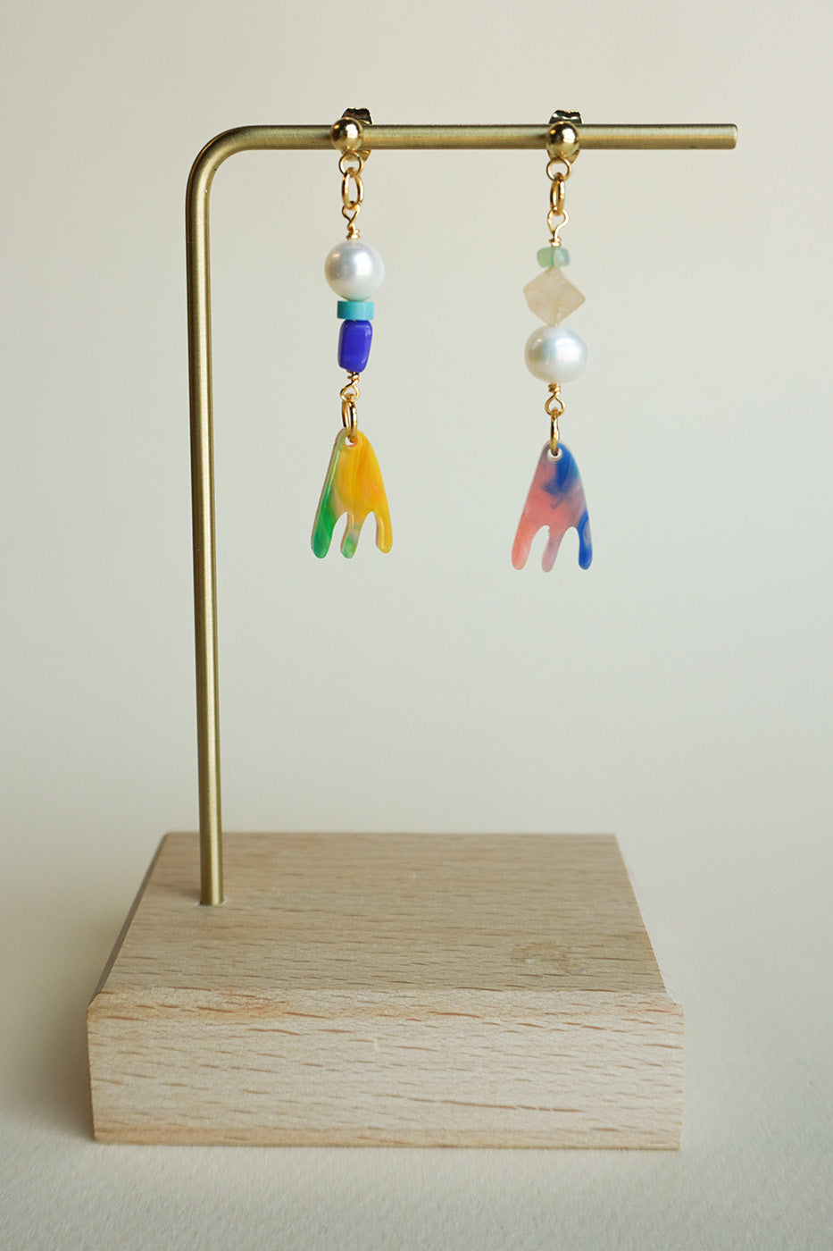 Beaded earrings 01