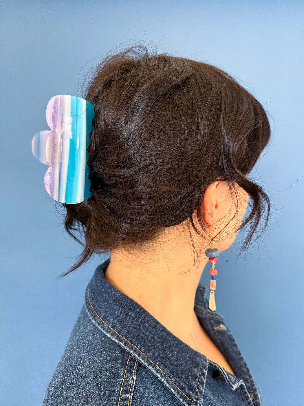 Vase Hair-Claw in Blue Stripes