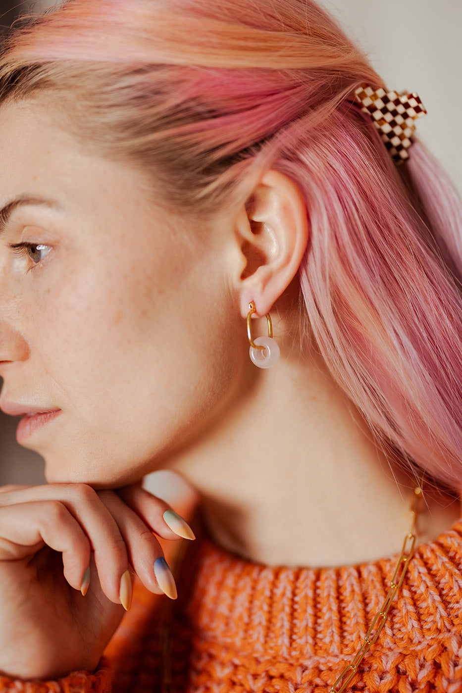 Small Pyramid Hair-Claw in Ivory Checkerboard