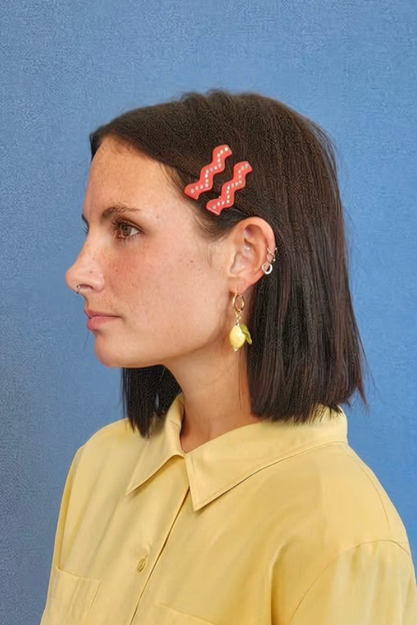 Squiggle Clips in Sparkly Red