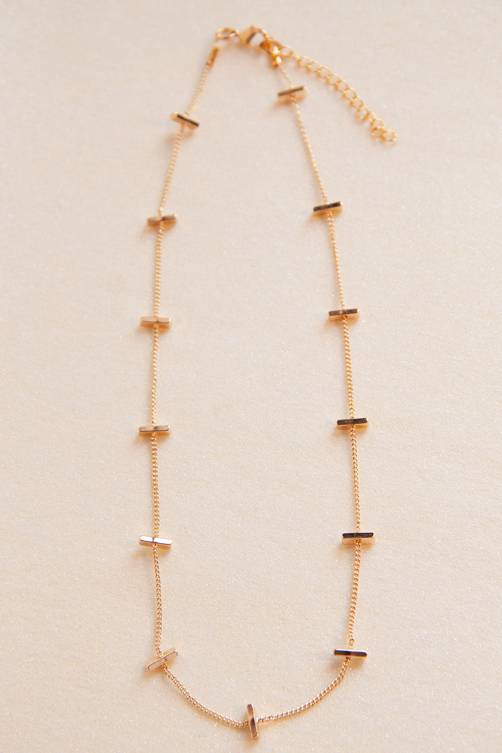 Line Choker necklace