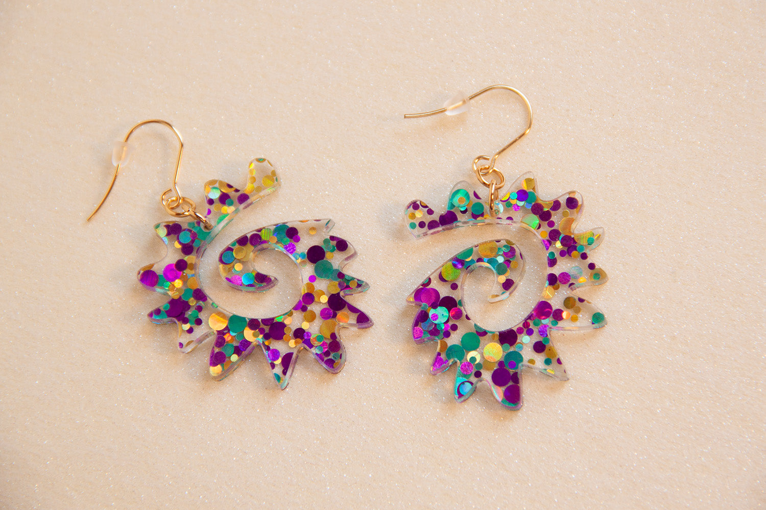 Caracol earrings in polka dot glitter